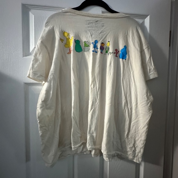 Sesame Street All-Over Print T-Shirt – Women’s XXL – Target Exclusive - Picture 4 of 5